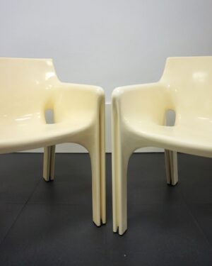 2 sillas Gaudi diseño de Vico Magistretti para Artemide p/u